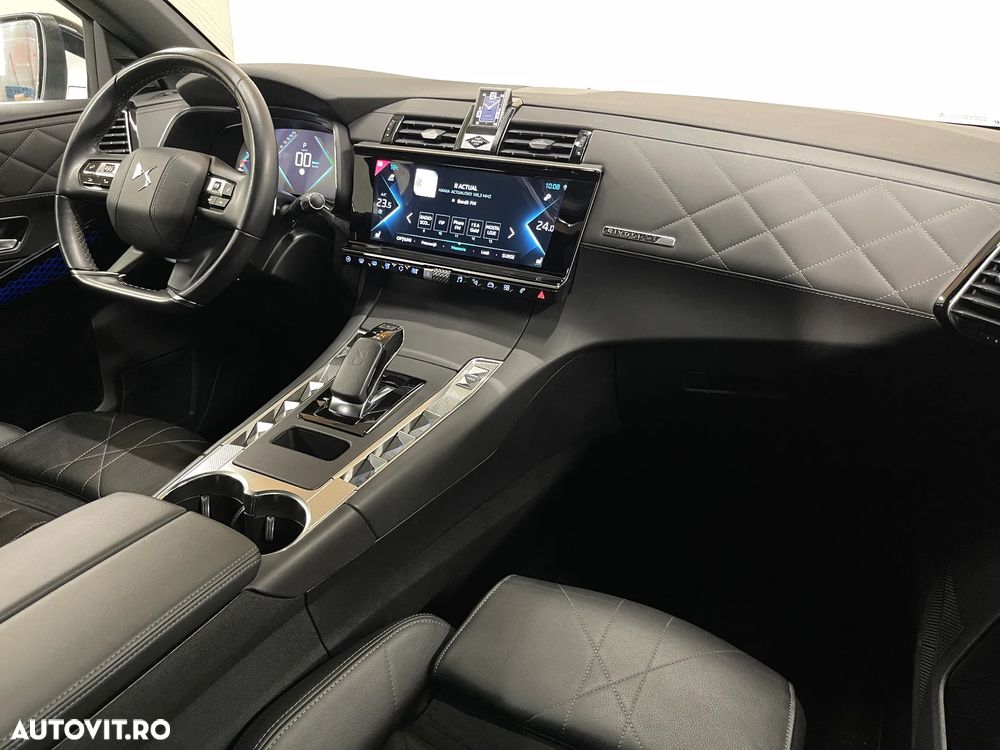 DS Automobiles DS 7 Crossback - 11