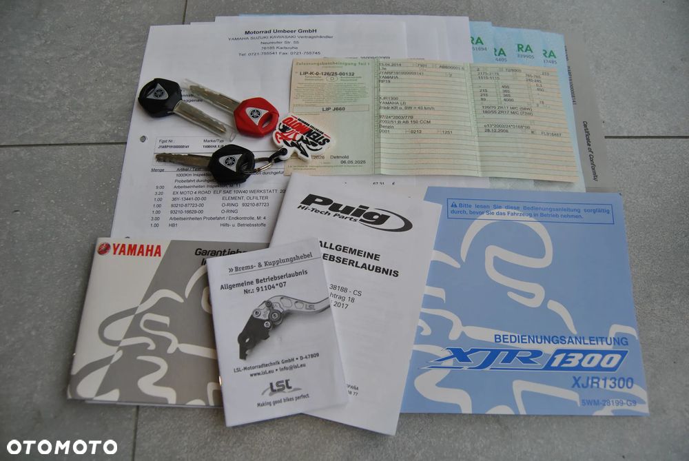 Yamaha XJR - 16