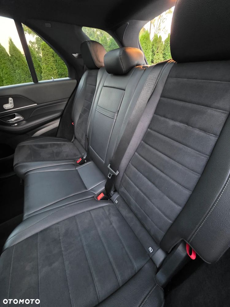 Mercedes-Benz GLE 300 d 4-Matic - 11