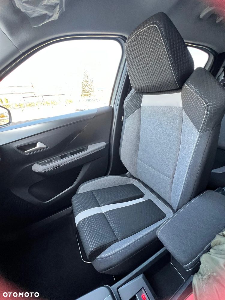 Opel Frontera 1.2 T mHEV GS eDTC6 - 14