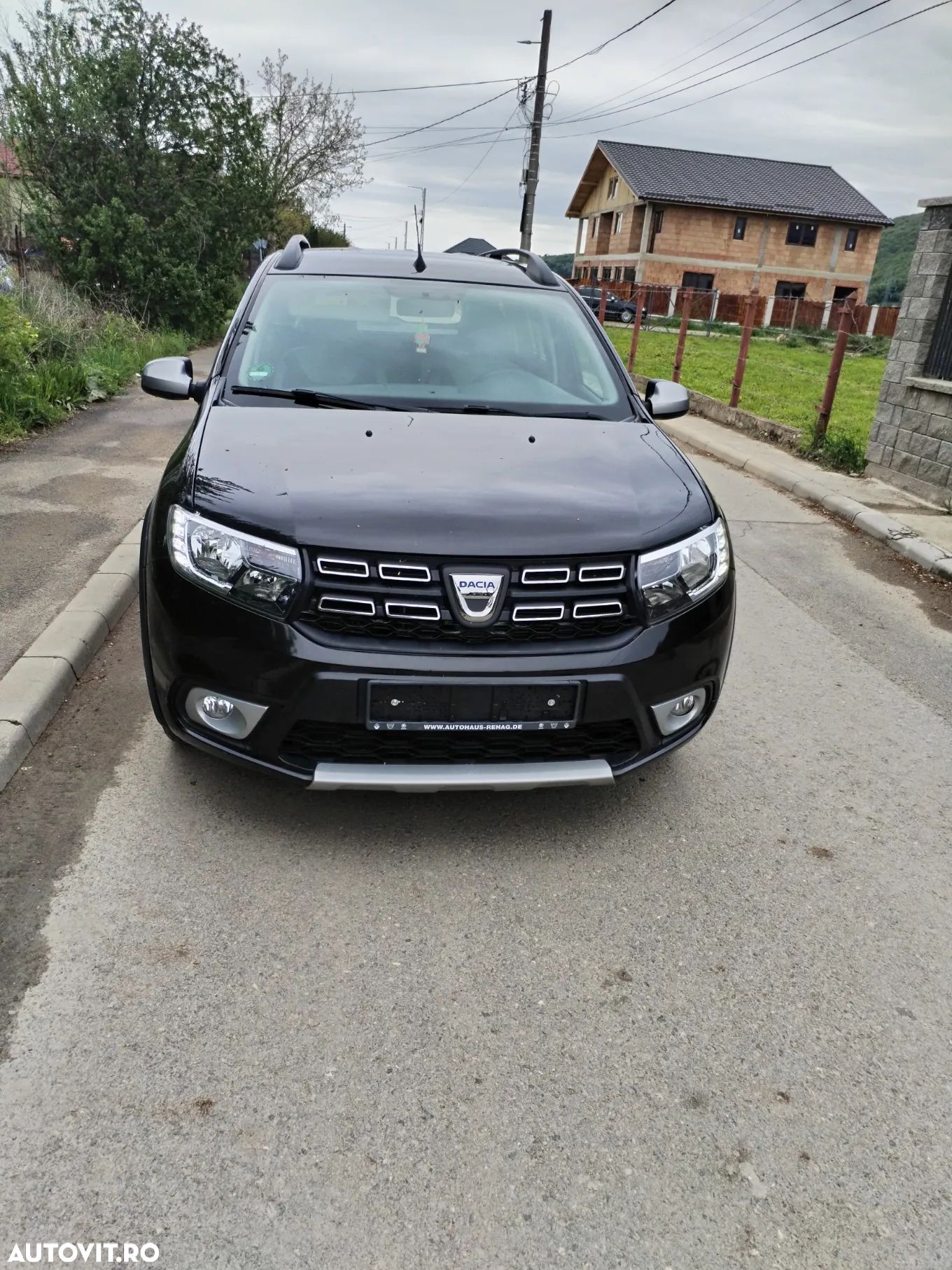 Dacia Logan Stepway MCV 0.9 TCe Prestige - 1