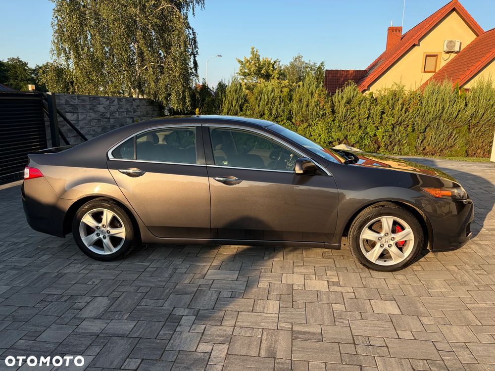 Honda Accord 2.0 Elegance - 1
