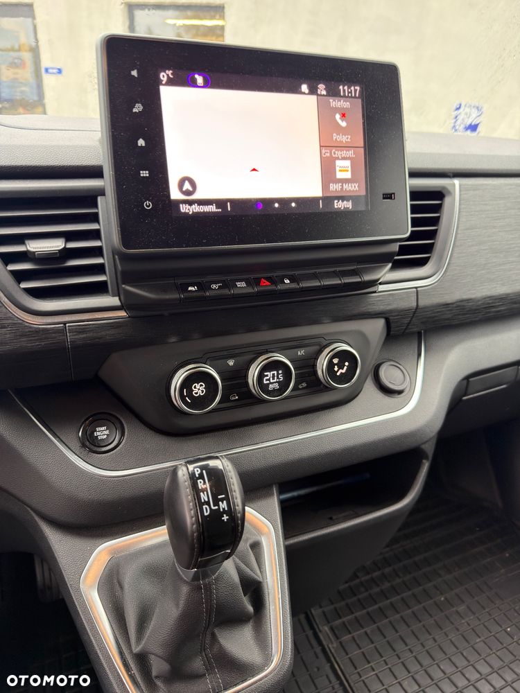 Renault Trafic - 16