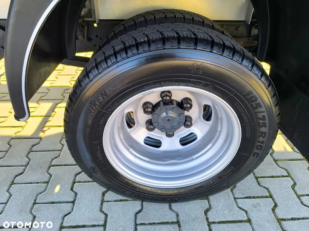 Iveco Daily 50C18 Plandeka, 12 Palet, Sypialnia, Firana+Drzwi z tyłu. - 37