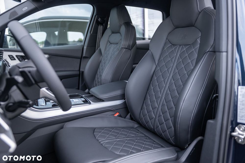 Audi Q7 - 9
