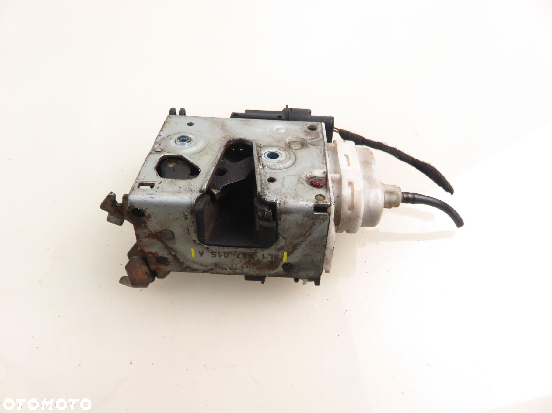ZAMEK LEWY PRZEDNI AUDI A3 (8L1) 8L1837015A - 2