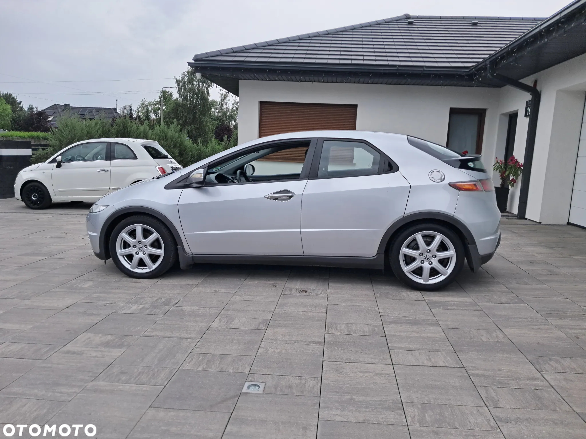 Honda Civic 1.8i-VTEC i-SHIFT Executive - 3