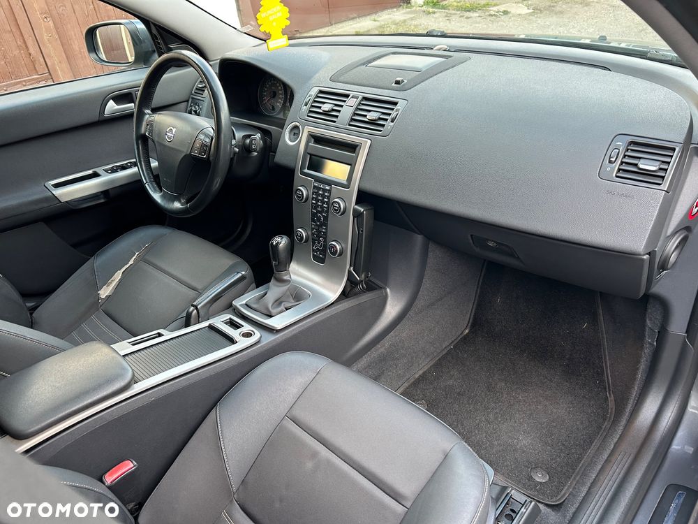 Volvo V50 1.6D - 11