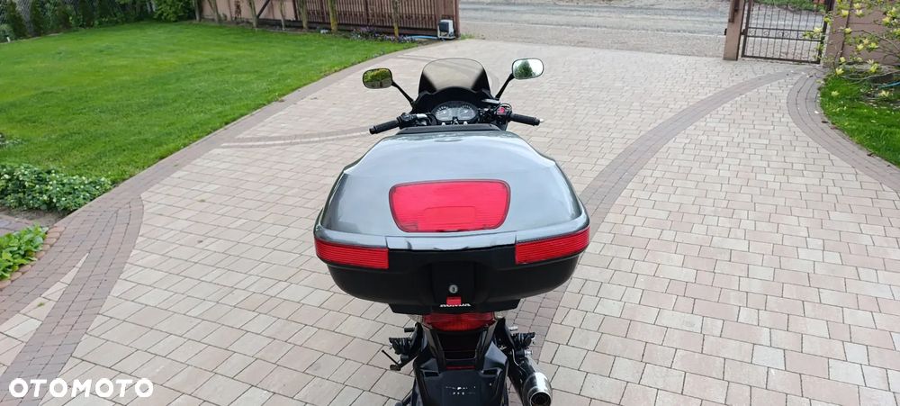 Honda CBF - 6