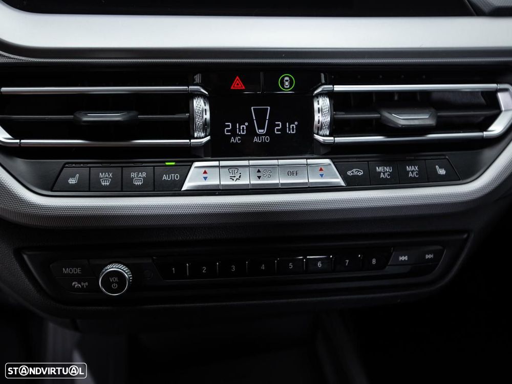 BMW 116 d Auto - 17