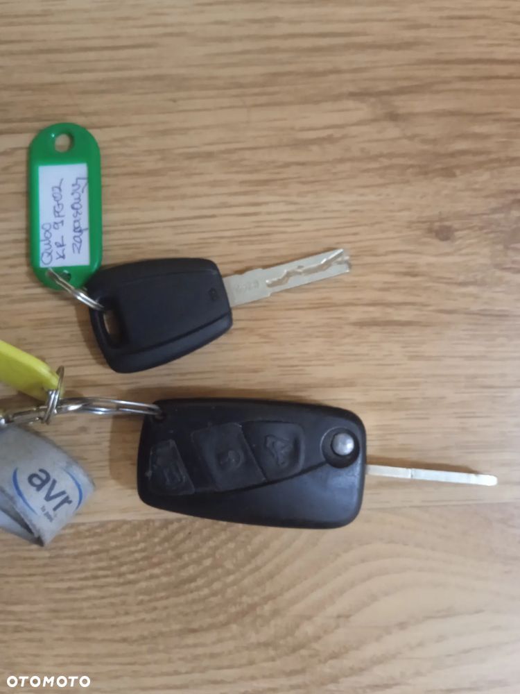 Fiat Qubo - 25