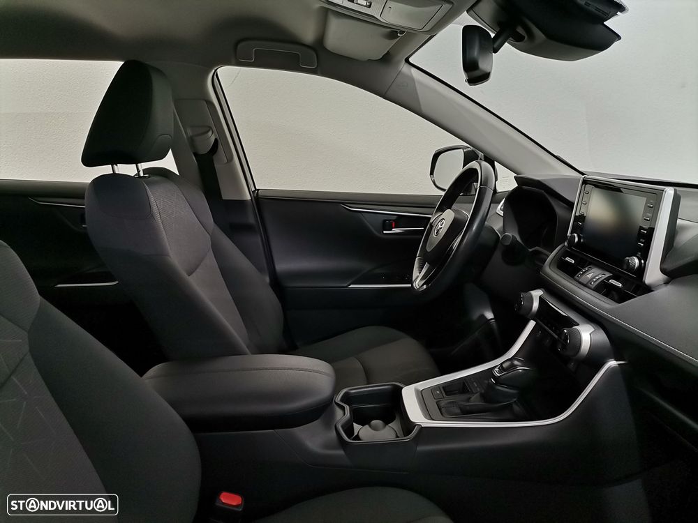 Toyota RAV4 - 7