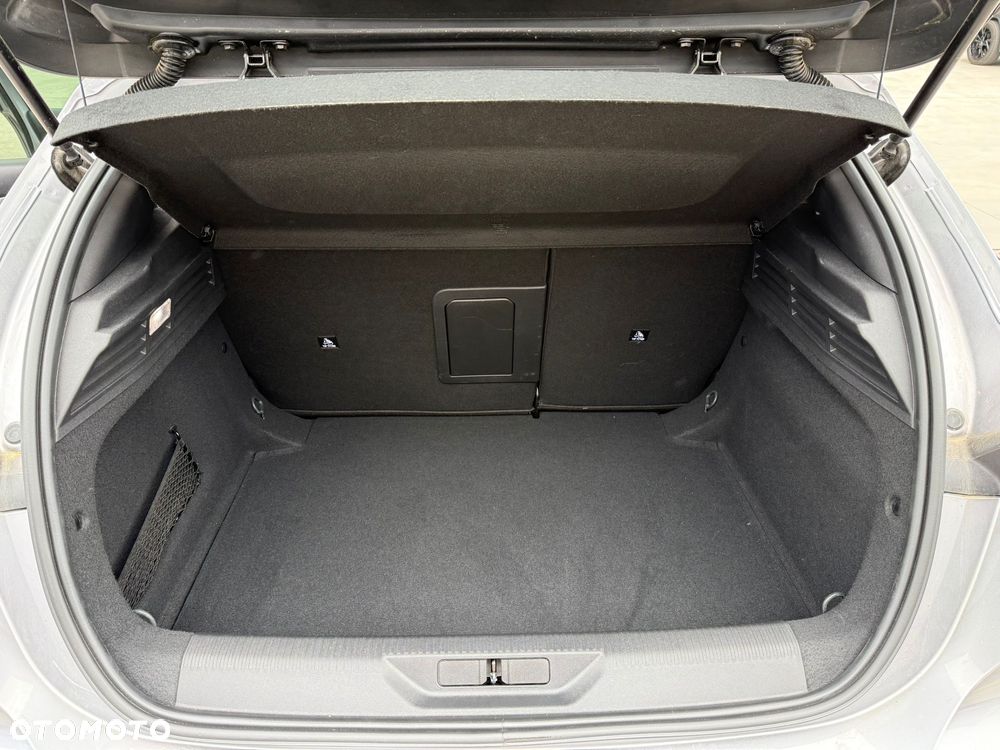 Peugeot 308 1.2 PureTech Allure Pack S&S EAT8 - 20