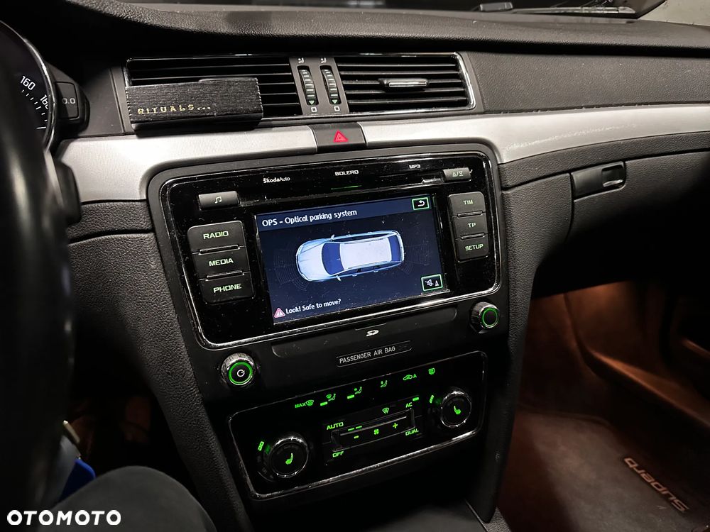 Skoda Superb 2.0 TDI 4x4 Elegance DSG - 37