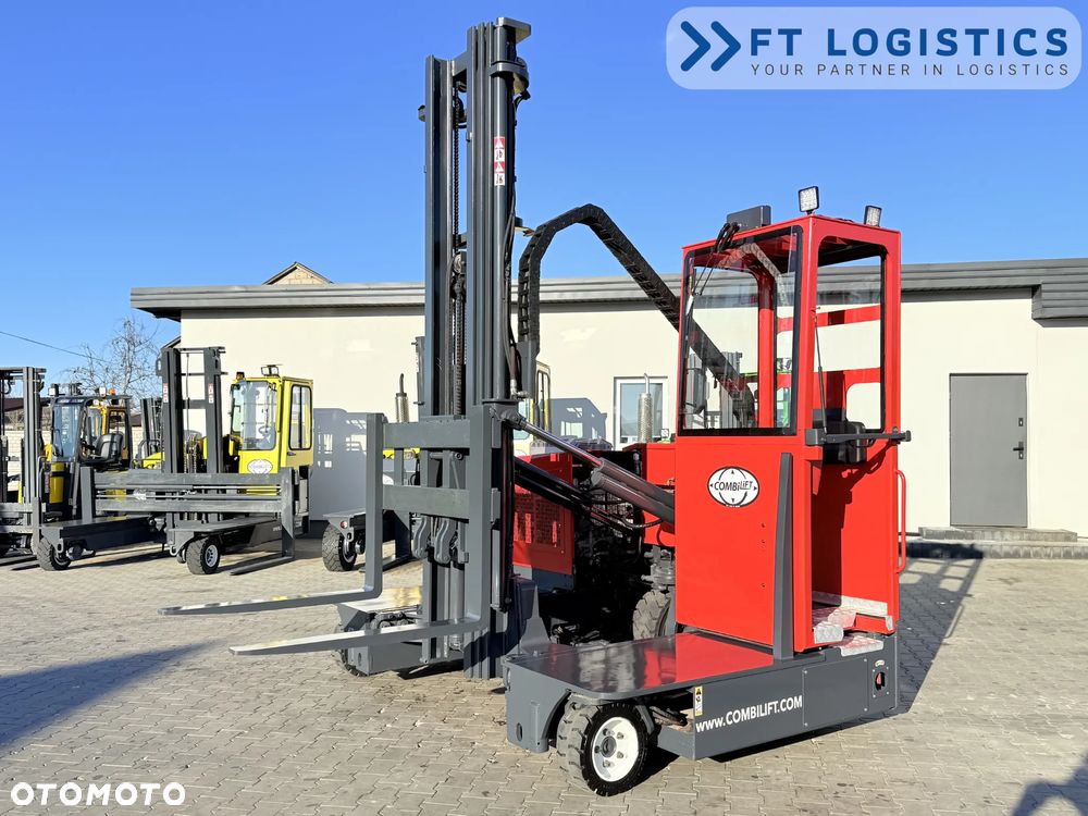 Combilift WÓZEK CZTEROKIERUNKOWY - WIELOKIERUNKOWY | COMBILIFT C3000GST | GAS | TRIPLEX 8300MM | POZYCJONER WIDEŁ | WOLNY SKOK | STAN IDEALNY | Szeroka oferta wózków czterokierunkowych i bocznych, dopasowanych do różnorodnych potrzeb i zastosowań - 23