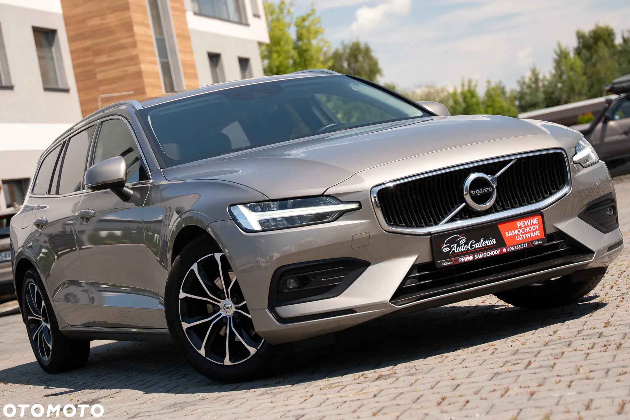 Volvo V60 D3 Momentum Pro - 3