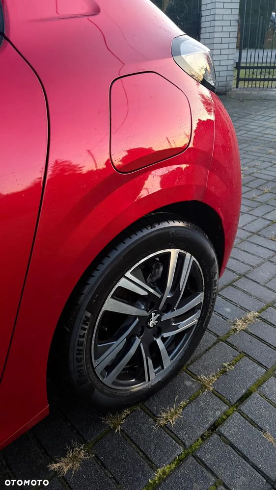 Peugeot 208 1.2 T Allure S&S - 6