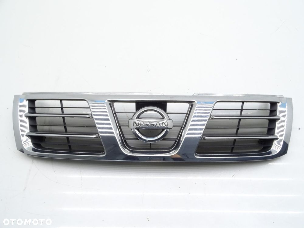 Atrapa grill przód przednia chrom nissan patrol gr y61 gu3 - 1