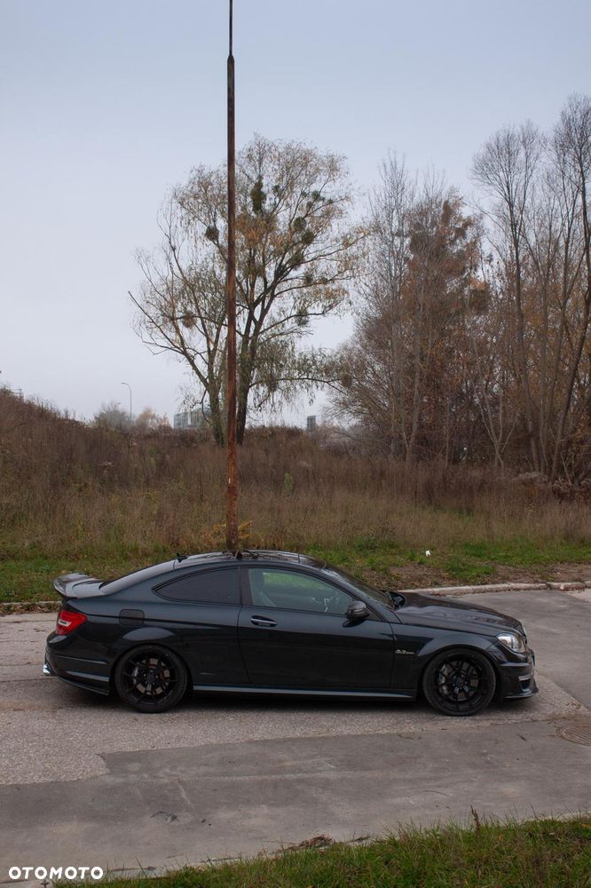 Mercedes-Benz Klasa C 63 AMG AMG SPEEDSHIFT MCT - 12
