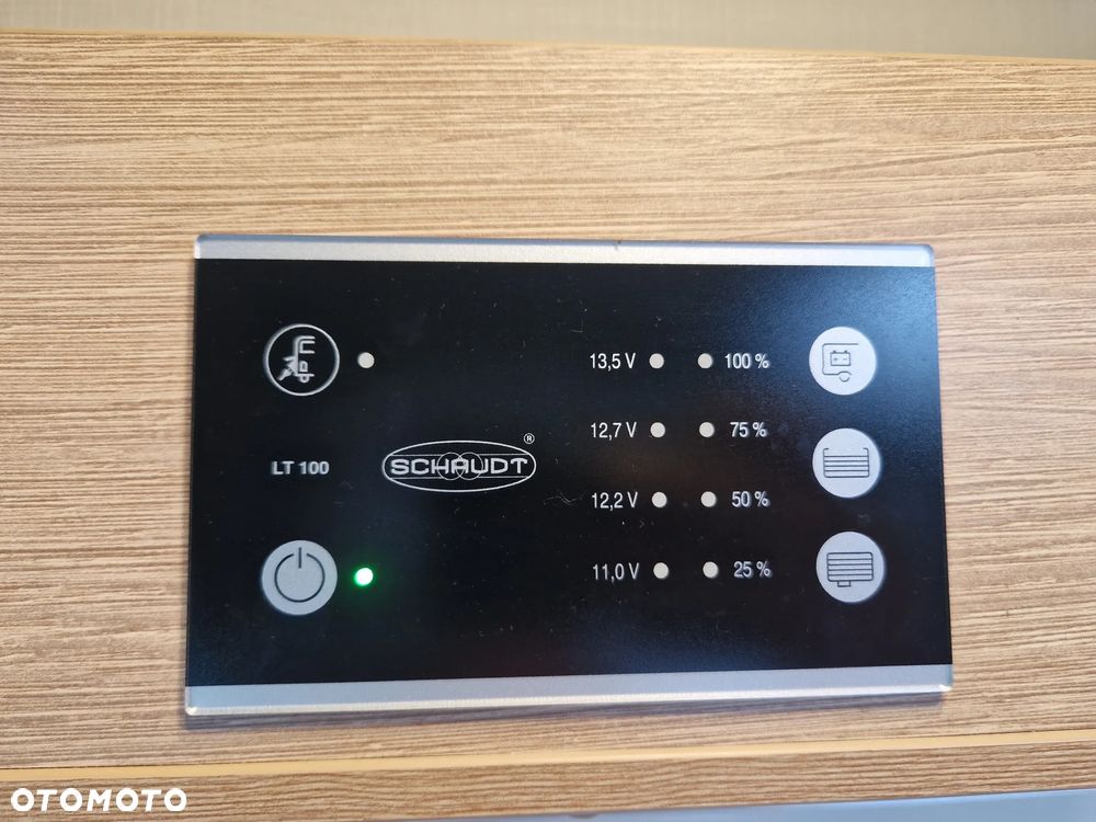 Sunlight A70 Kamper 6 Osób Alkowa Fiat 2.3 JTD Capron A62 Carado A464 - 32