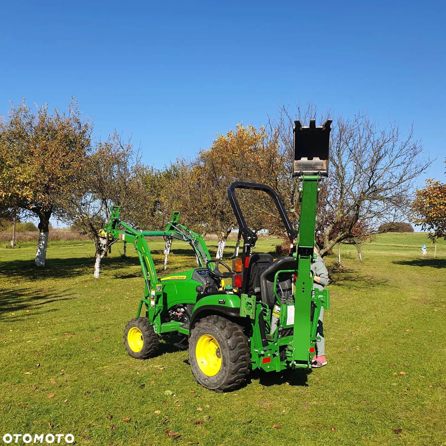 John Deere 2025r - 12