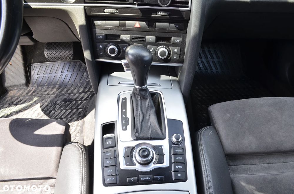 Audi A6 Avant 3.0 TDI DPF quattro tiptronic - 20