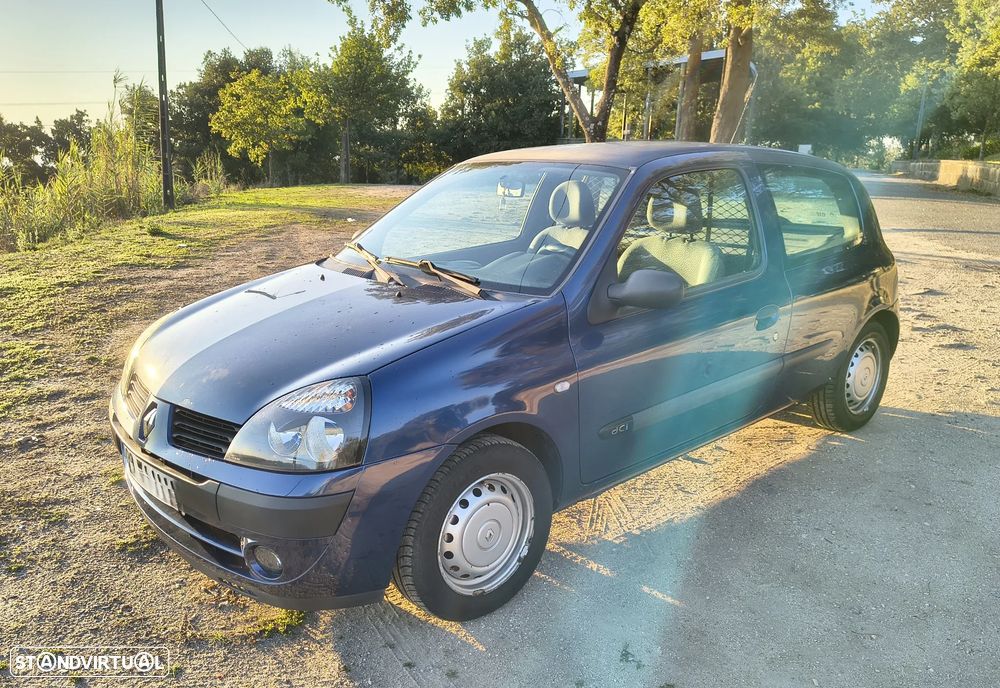 Renault Clio 1.5 dCi Confort Authentique - 4