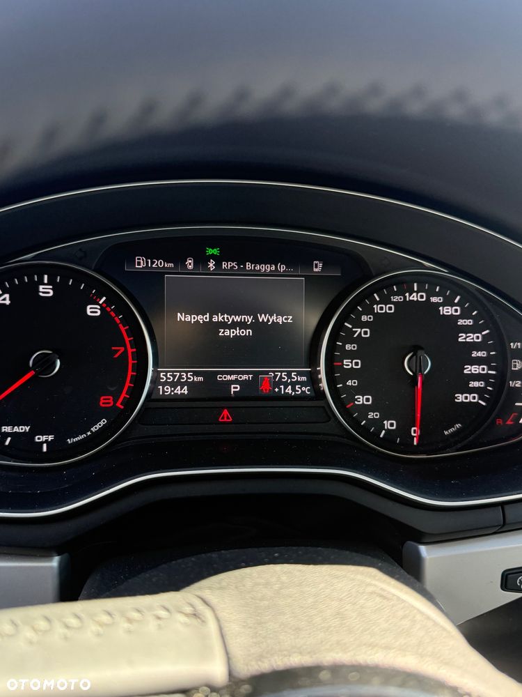 Audi A4 Limousine - 12