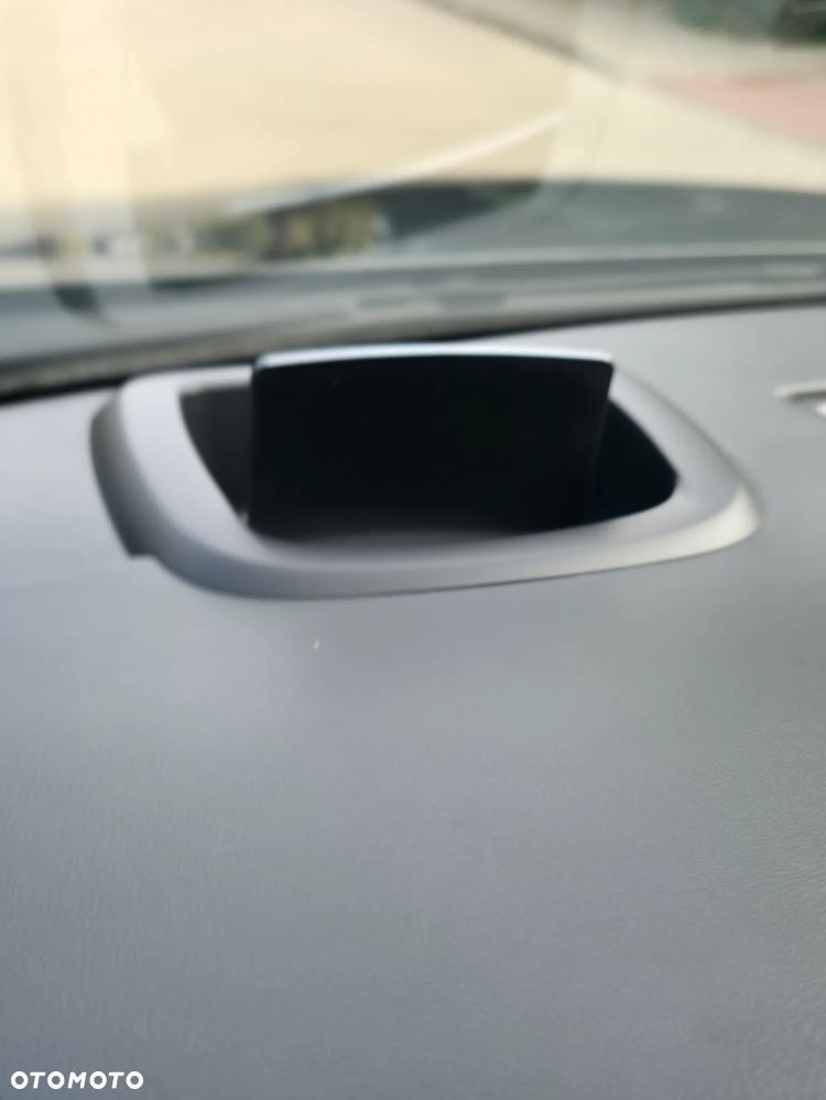 Peugeot 508 BlueHDi FAP 180 Automatik Stop&Start Allure - 32