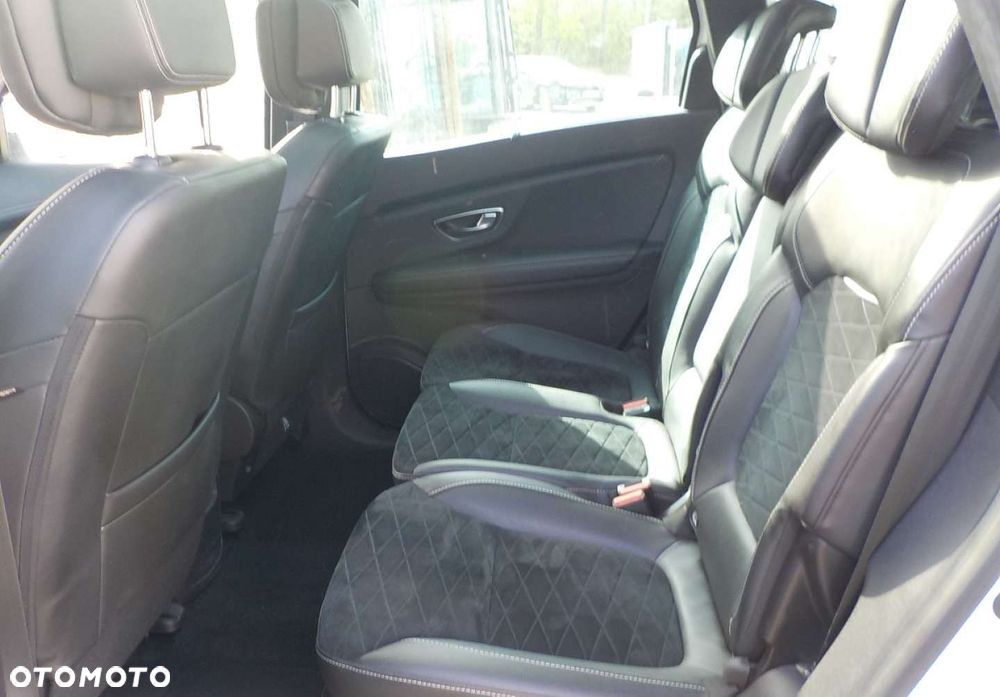 Renault Grand Scenic - 20