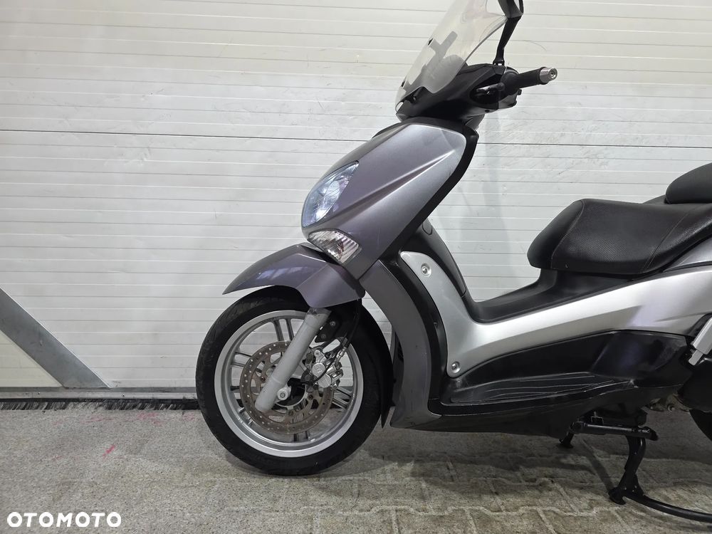 Yamaha X-max - 11