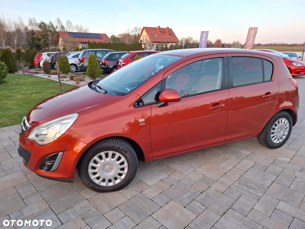 Opel Corsa 1.4 16V Satellite - 9