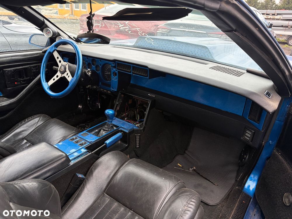 Chevrolet Camaro 5.0 IROC - 17