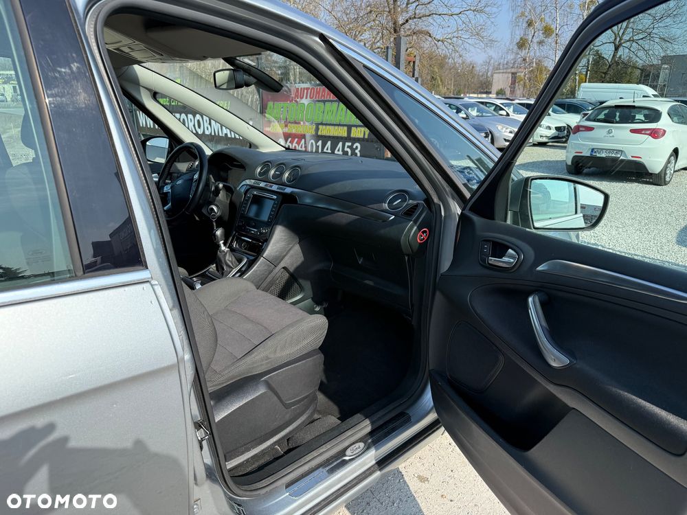 Ford S-Max - 15