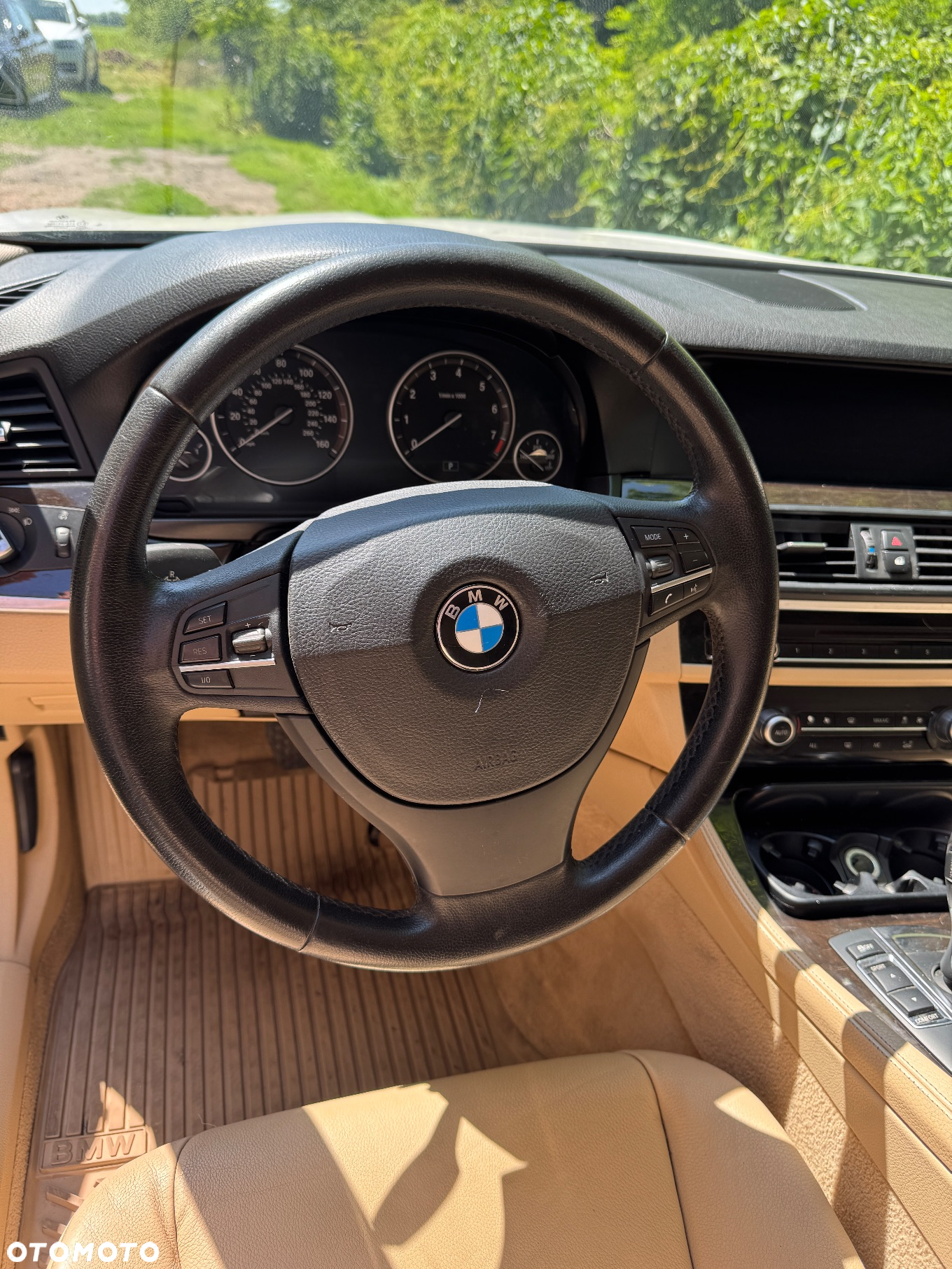 BMW Seria 5 535i Touring Luxury Line - 10