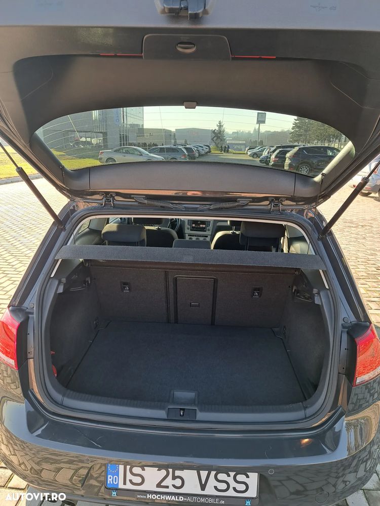 Volkswagen Golf 2.0 TDI DSG Sound - 9