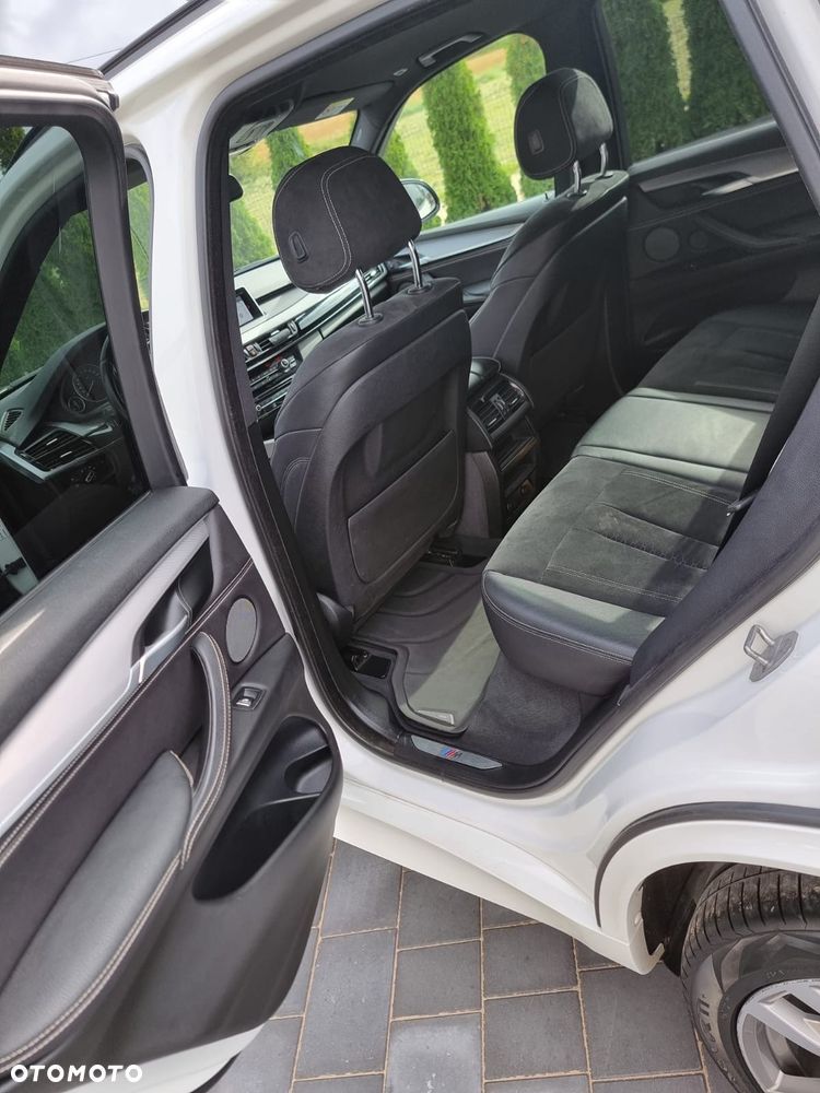 BMW X5 xDrive25d - 28