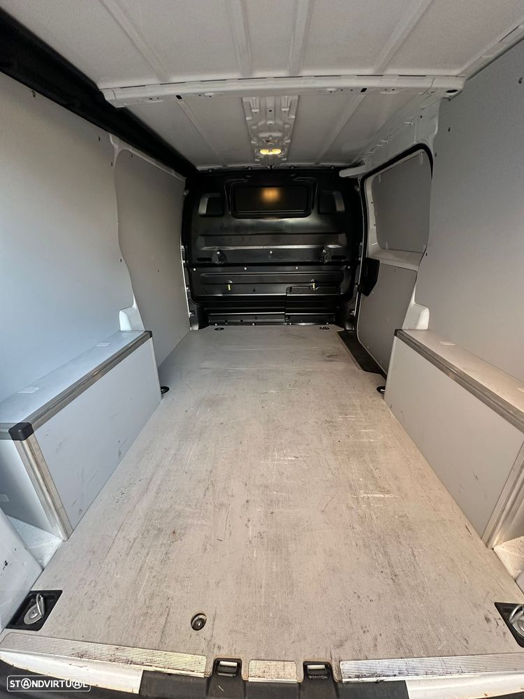 Peugeot EXPERT - 9