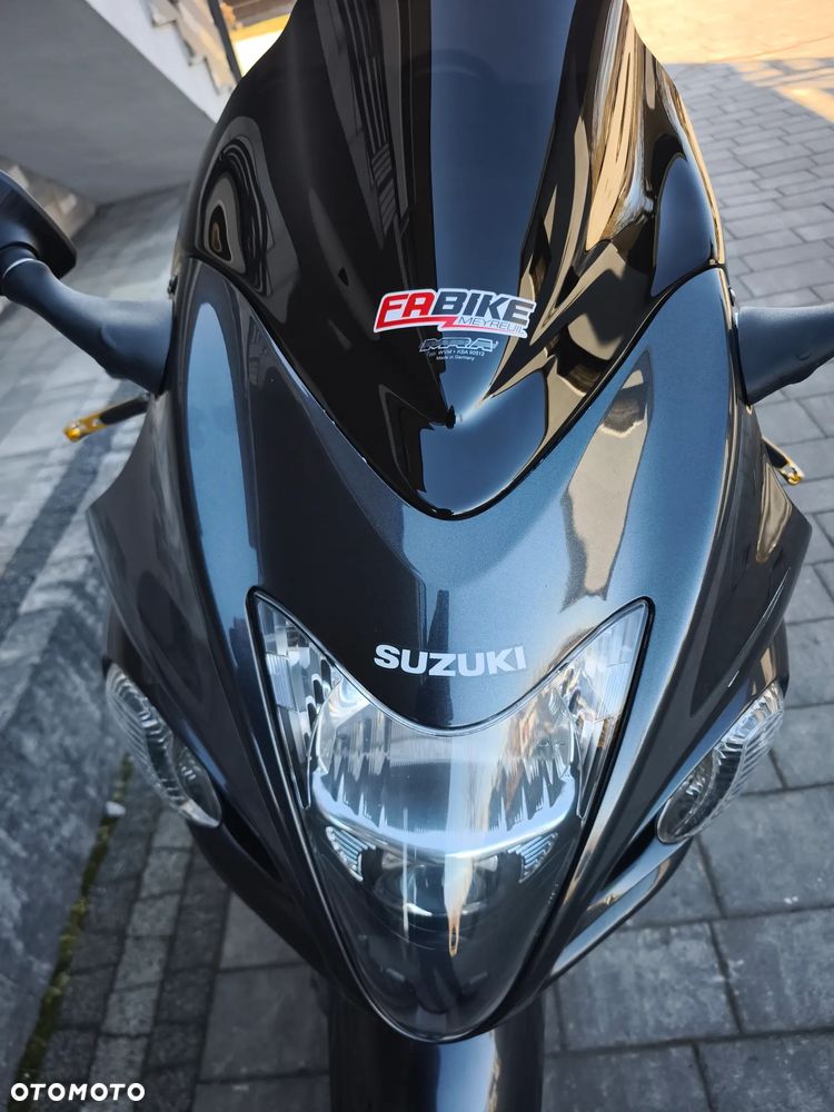 Suzuki GSX-R - 36