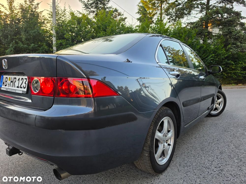 Honda Accord 2.0 ES - 19