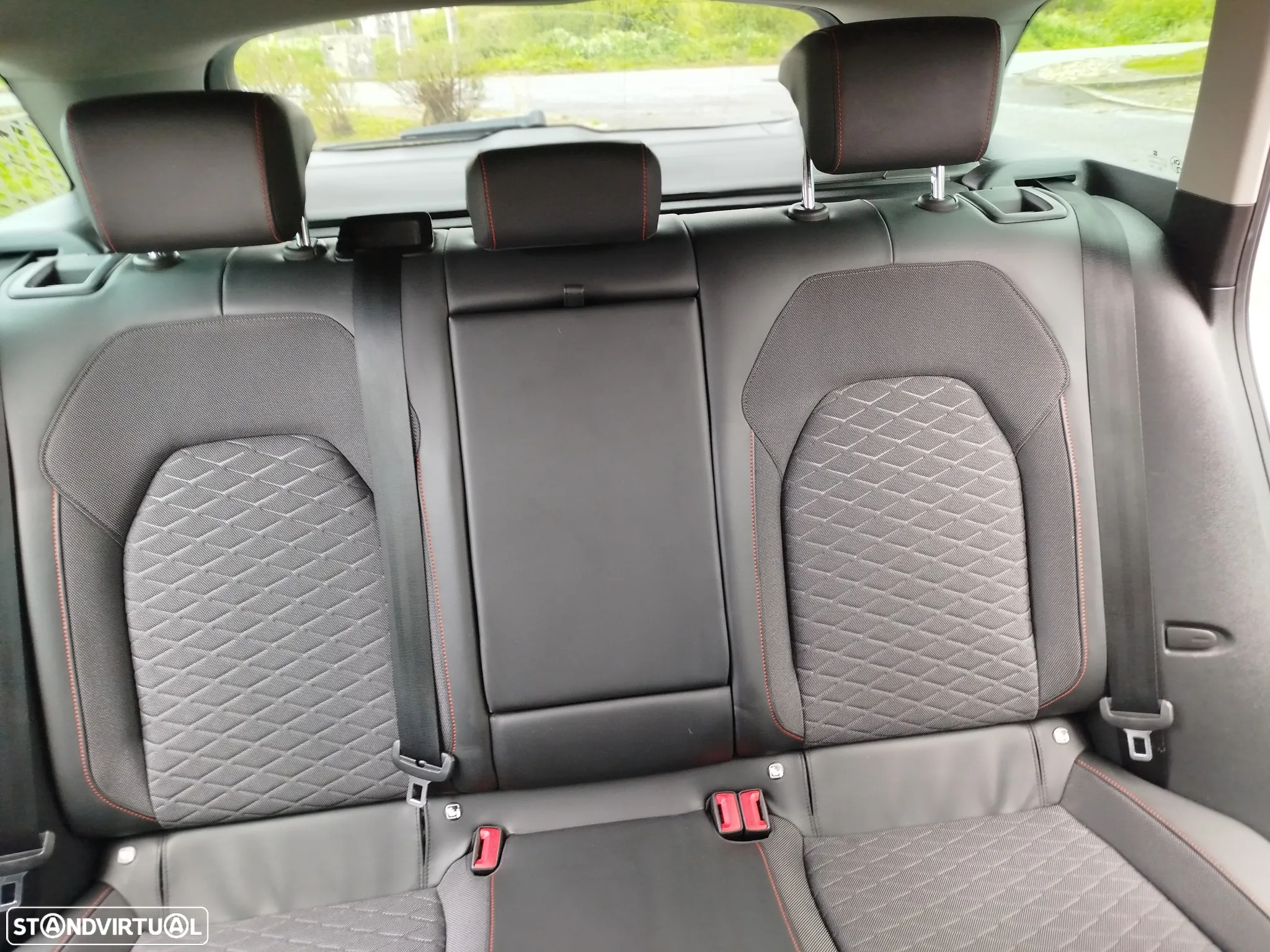 SEAT Leon ST 2.0 TDI FR DSG - 23
