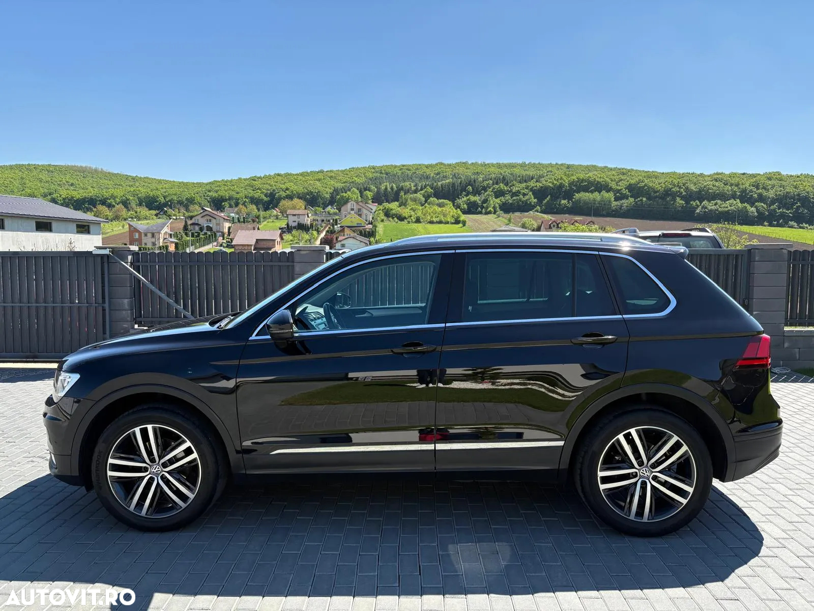 Volkswagen Tiguan 2.0 TDI 4Mot DSG Comfortline - 16