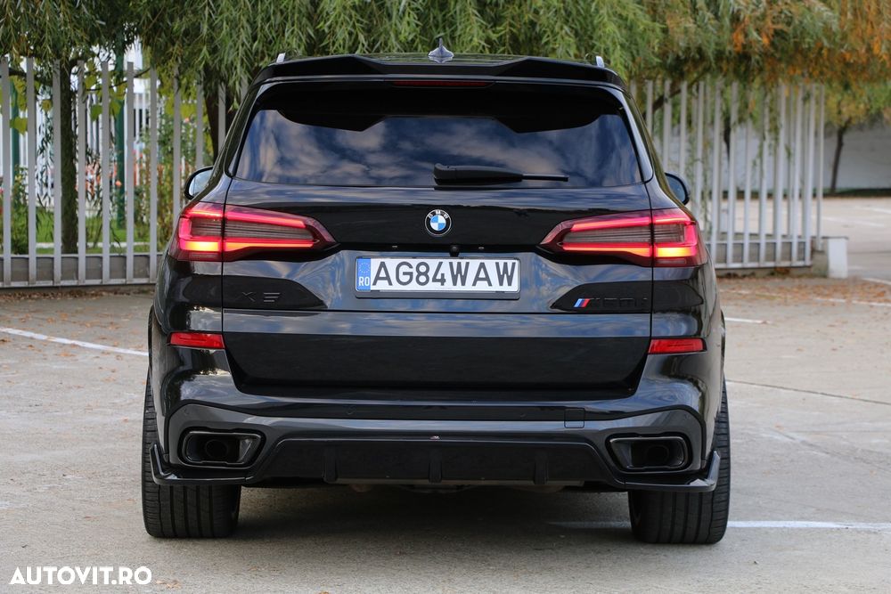 BMW X5 M M50d - 11