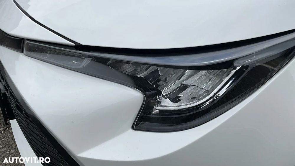 Toyota Corolla 1.8 HSD Dynamic - 18