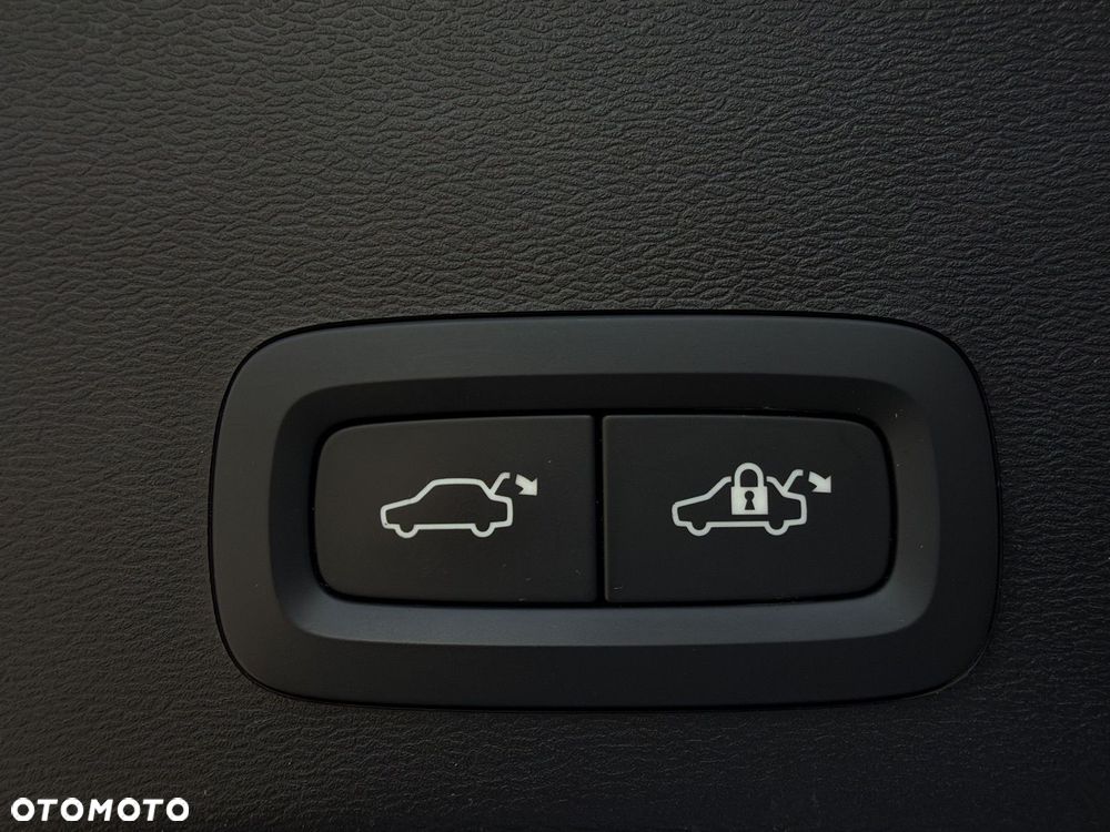 Volvo XC 40 - 29