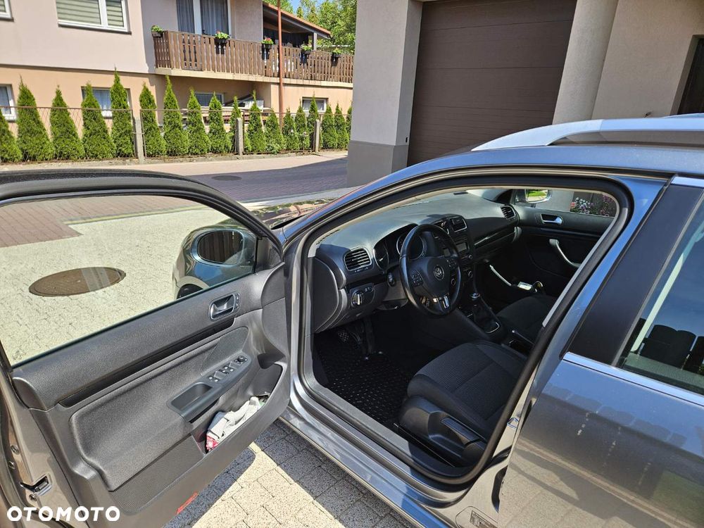 Volkswagen Golf 1.6 TDI Comfortline - 7