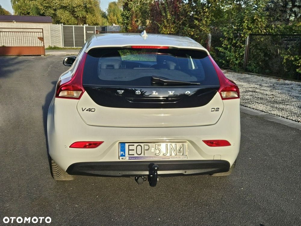 Volvo V40 D2 Momentum - 23
