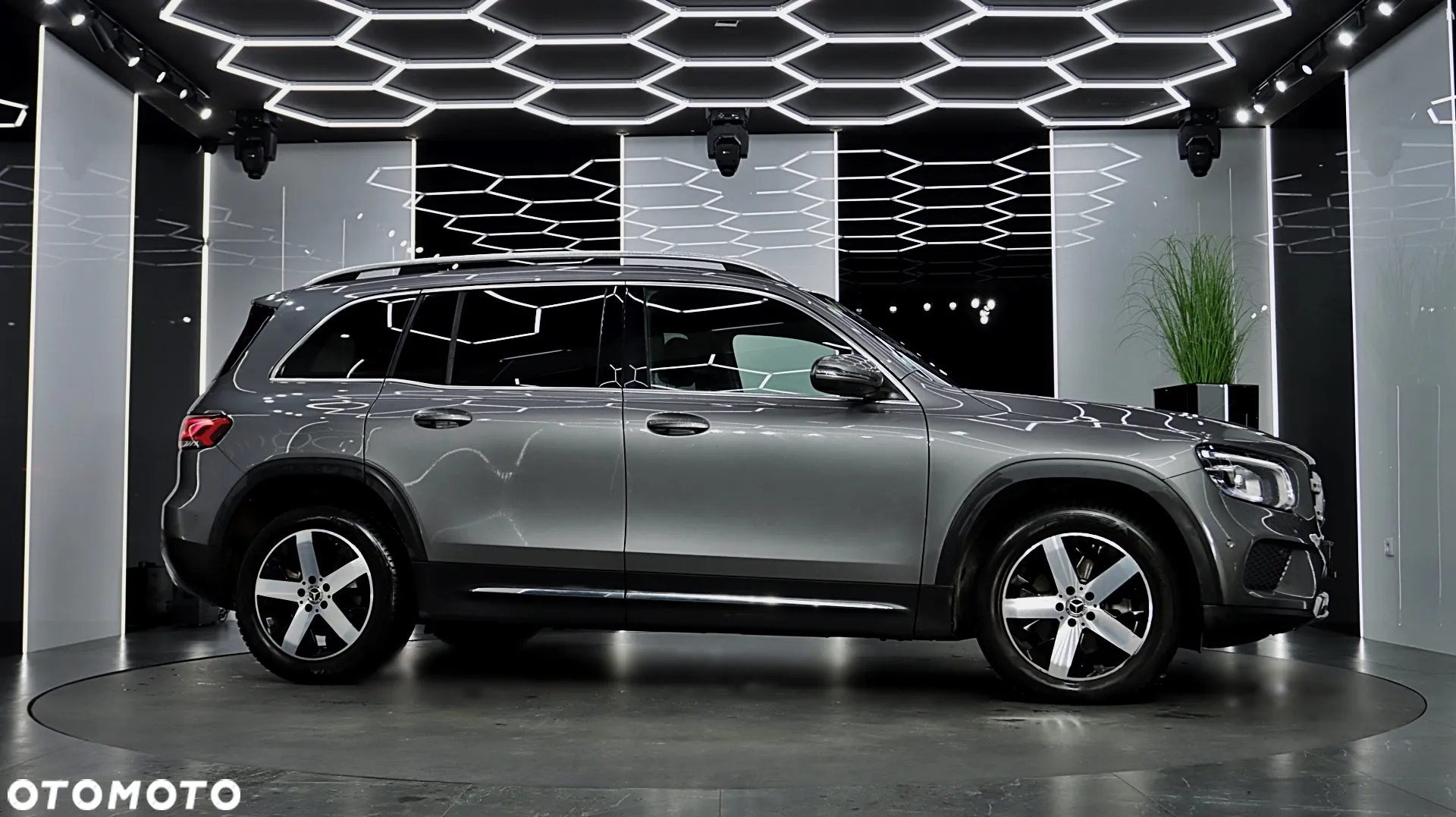 Mercedes-Benz GLB 200 d 8G-DCT - 12