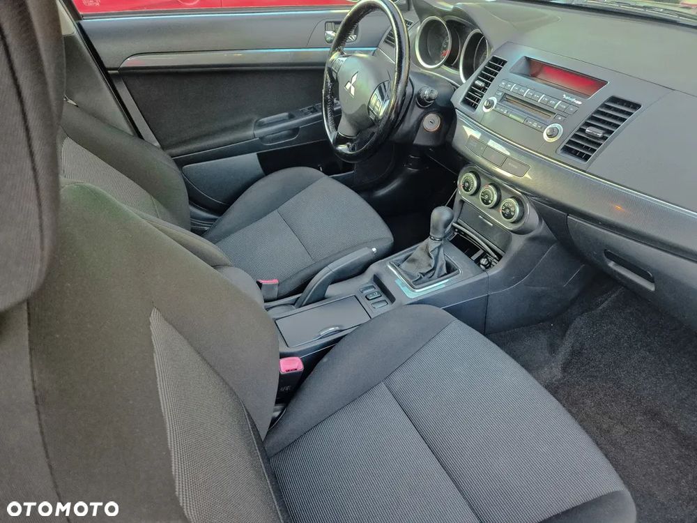 Mitsubishi Lancer 1.8 Intense - 7