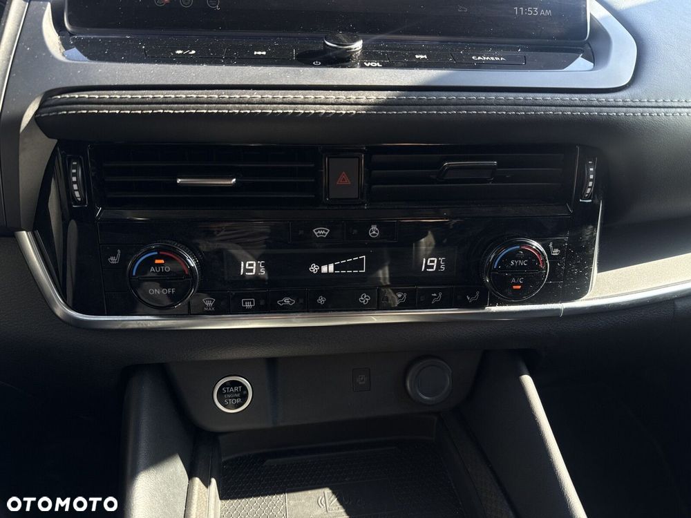 Nissan Qashqai 1.3 DIG-T mHEV N-Connecta Xtronic - 26